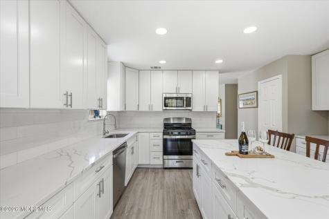 5 Elm Court Barnegat NJ 08005