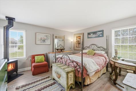 5 Elm Court Barnegat NJ 08005