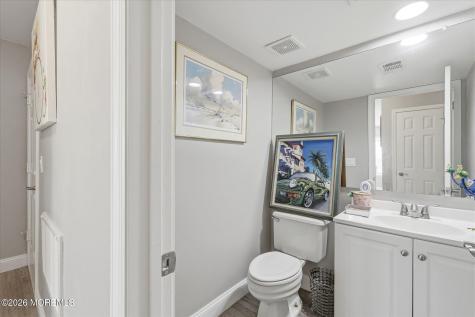 5 Elm Court Barnegat NJ 08005