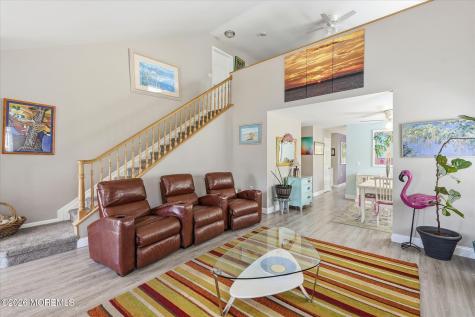 5 Elm Court Barnegat NJ 08005