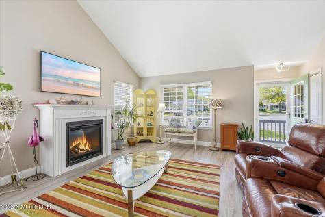 5 Elm Court Barnegat NJ 08005