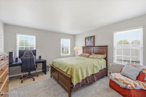 5 Elm Court Barnegat NJ 08005