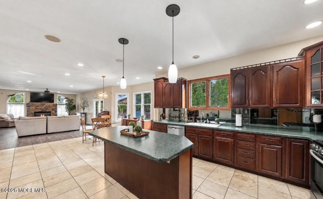 3 Crosby Lane Middletown NJ 07758