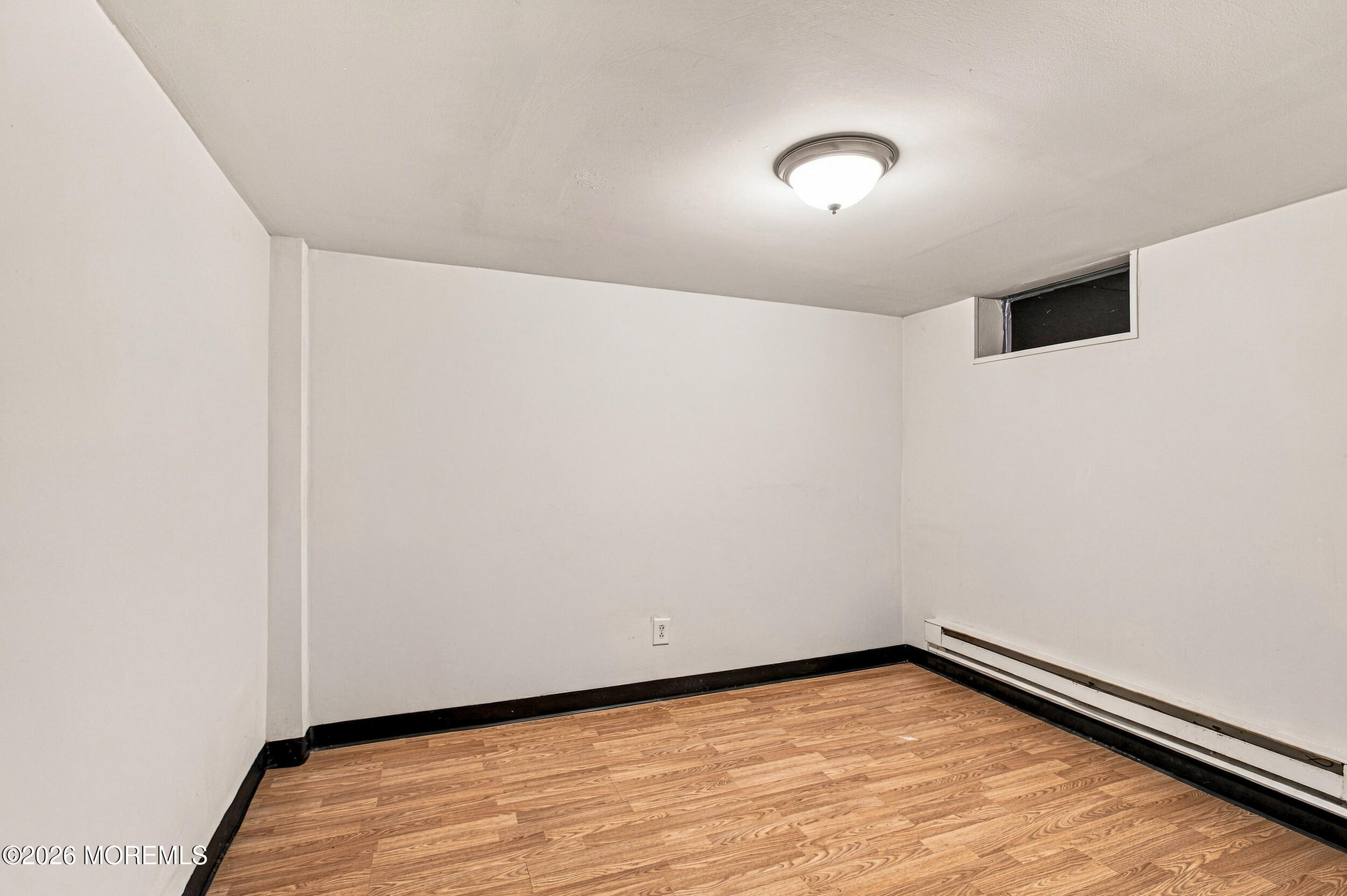 32 Locker Street Beachwood NJ 08722