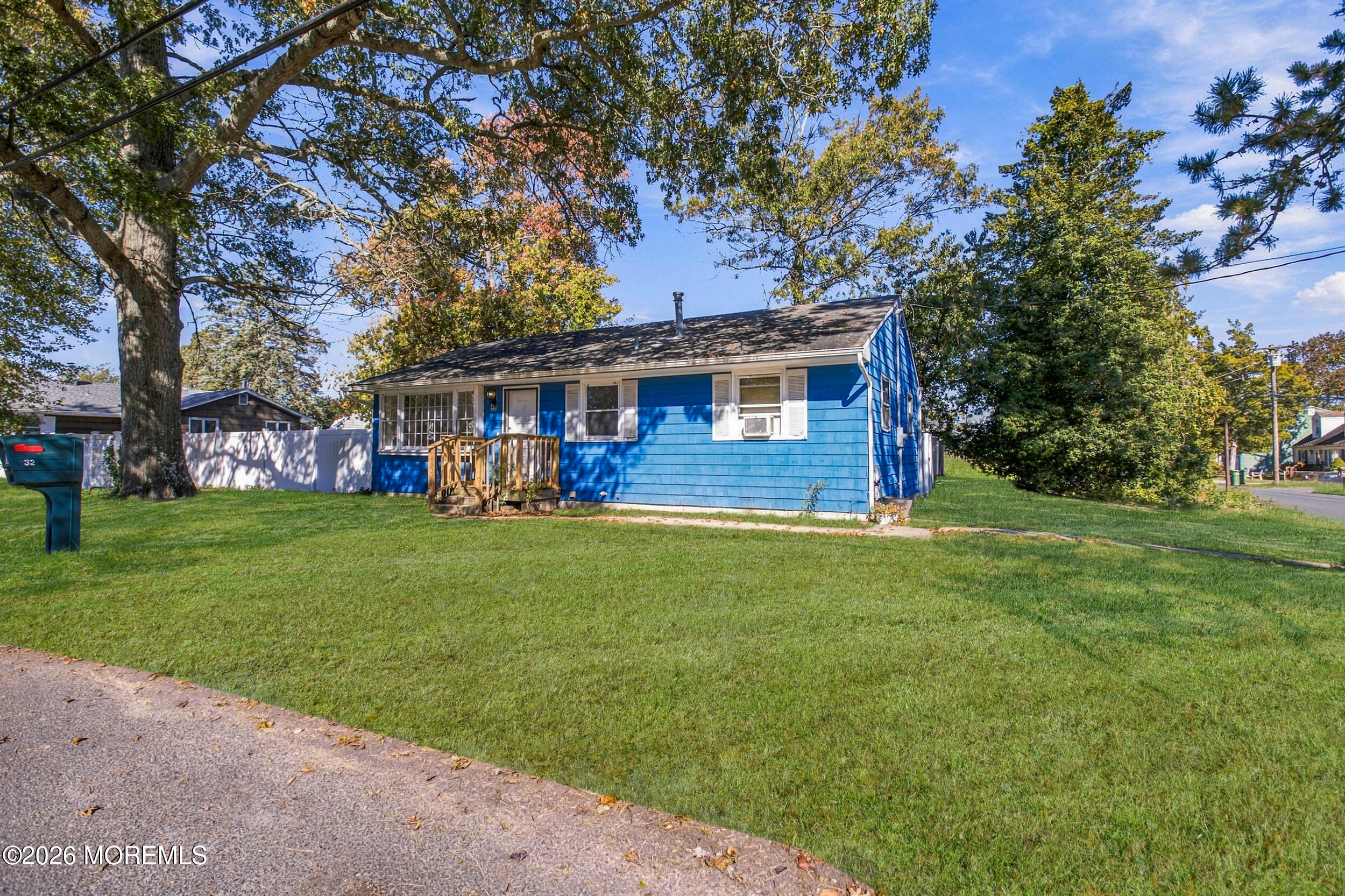 32 Locker Street Beachwood NJ 08722