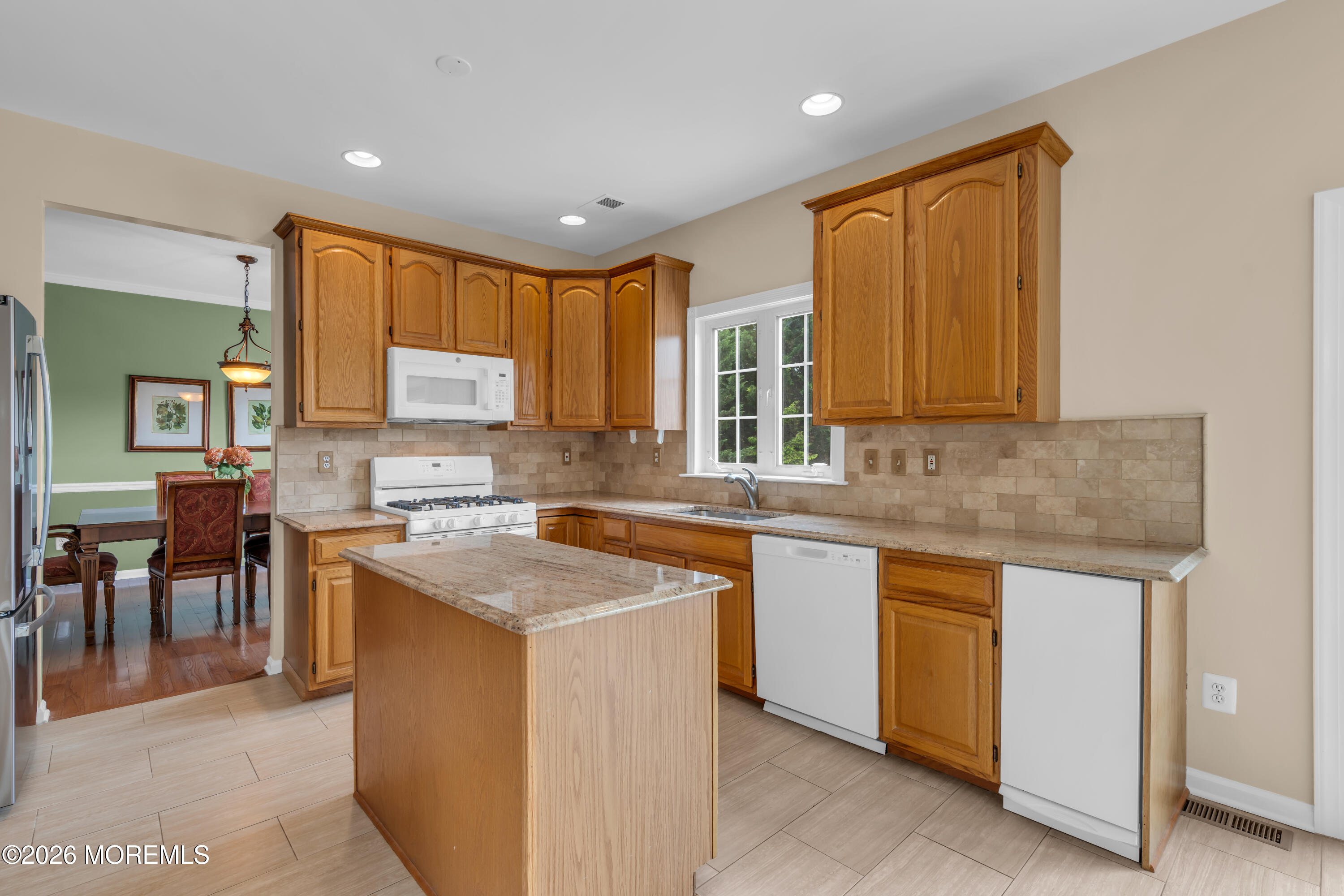 19 Outlook Lane Freehold NJ 07728