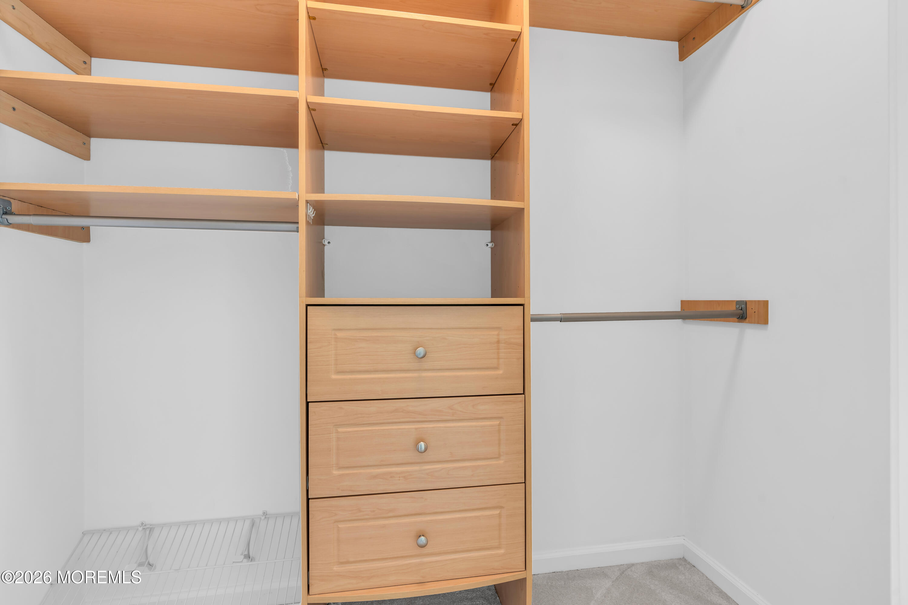19 Outlook Lane Freehold NJ 07728