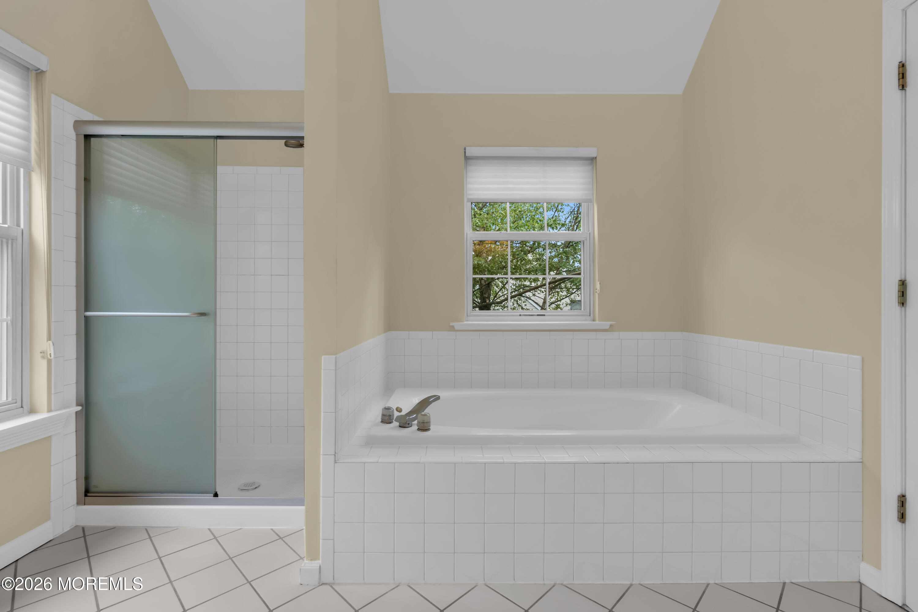 19 Outlook Lane Freehold NJ 07728