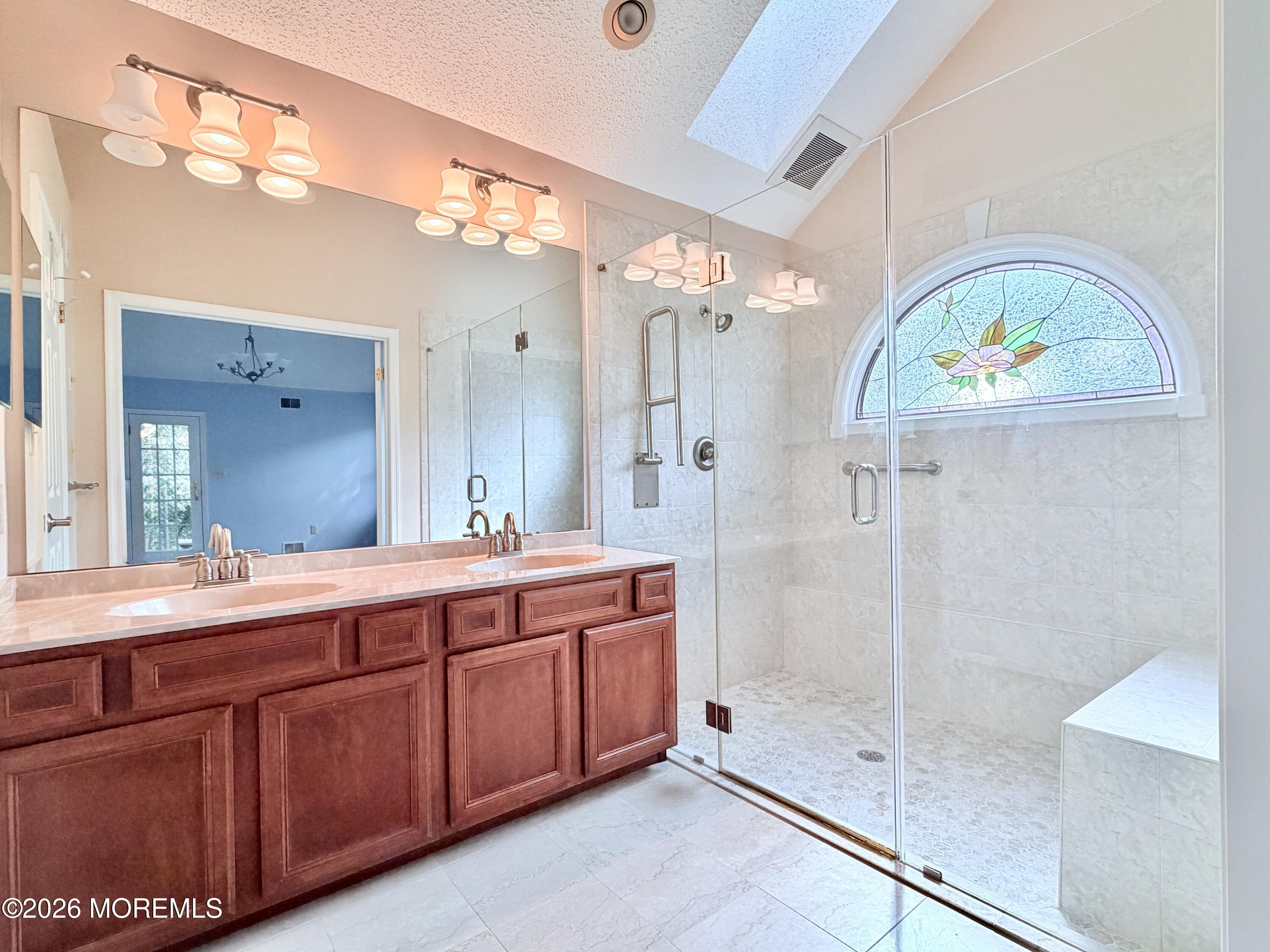 24 Abbey Lane Marlboro NJ 07746