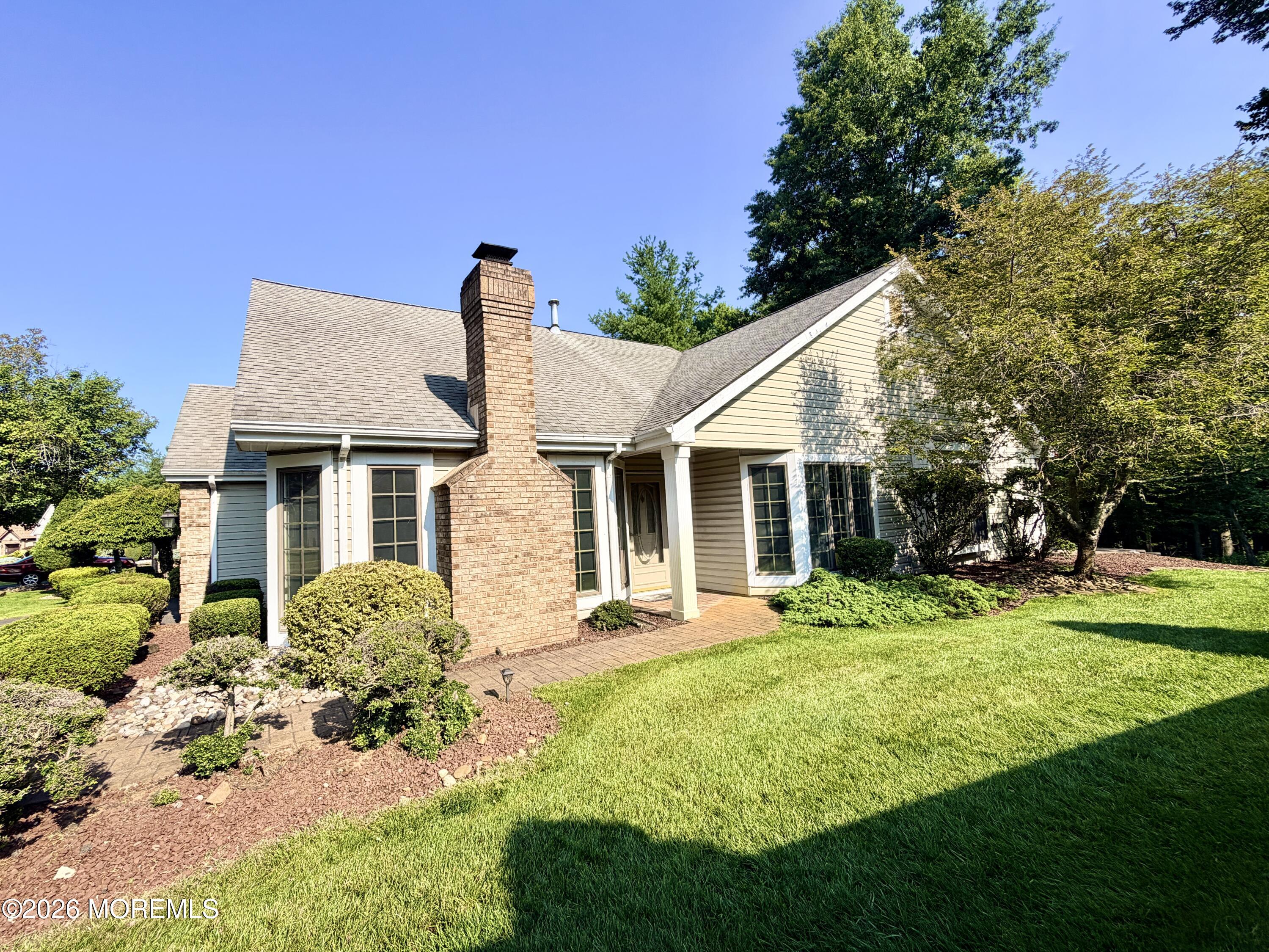 24 Abbey Lane Marlboro NJ 07746