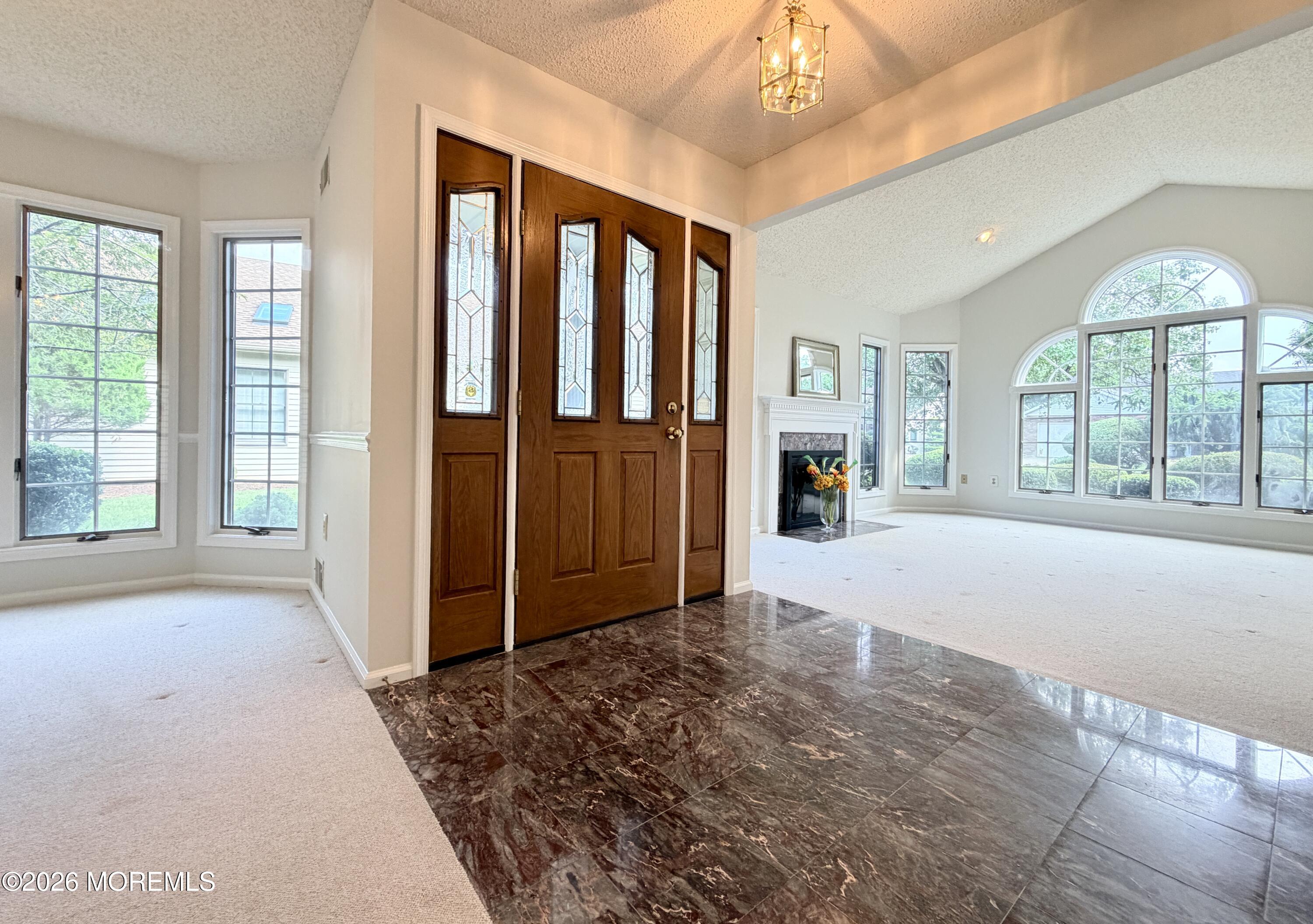 24 Abbey Lane Marlboro NJ 07746