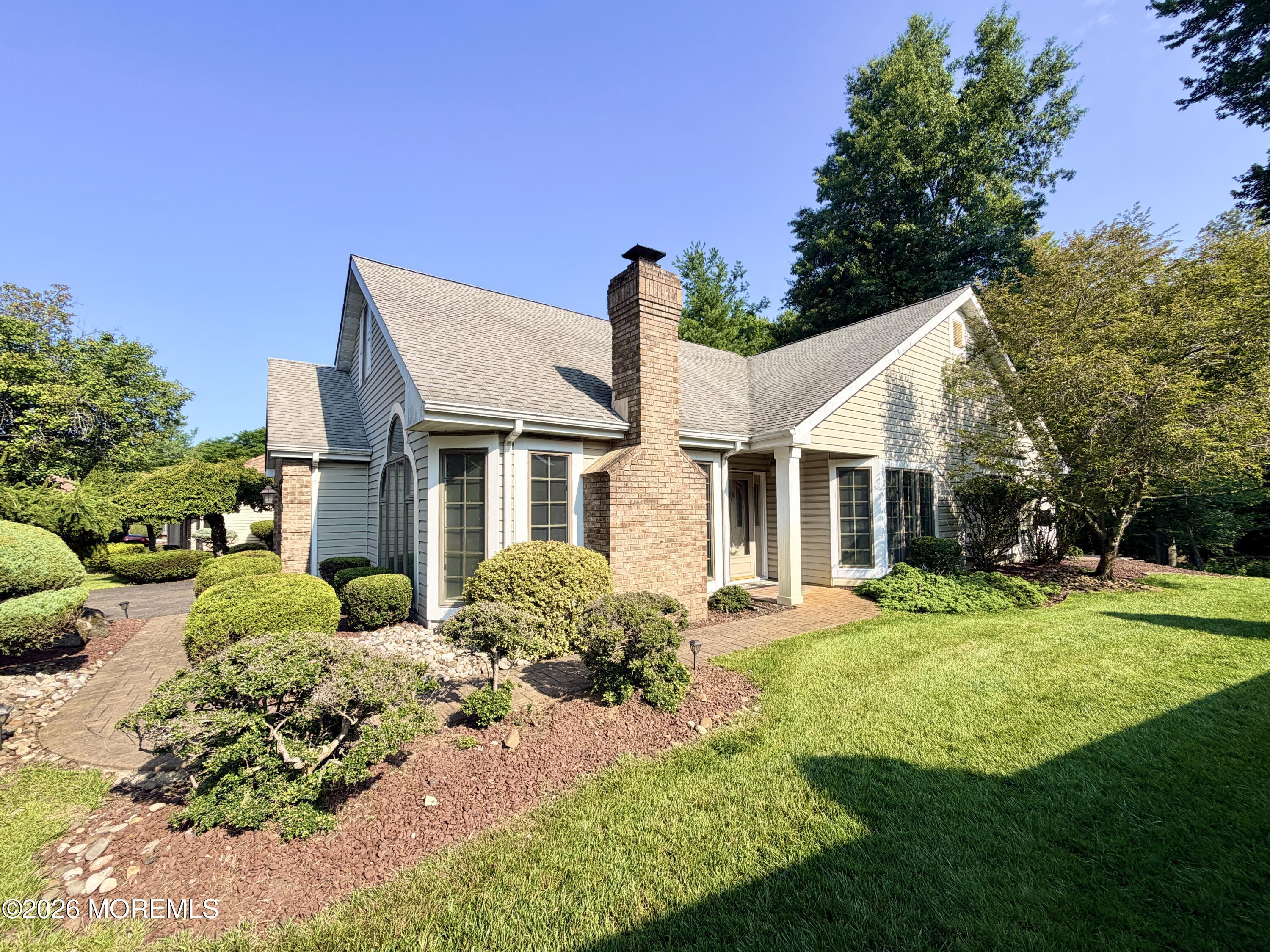 24 Abbey Lane Marlboro NJ 07746