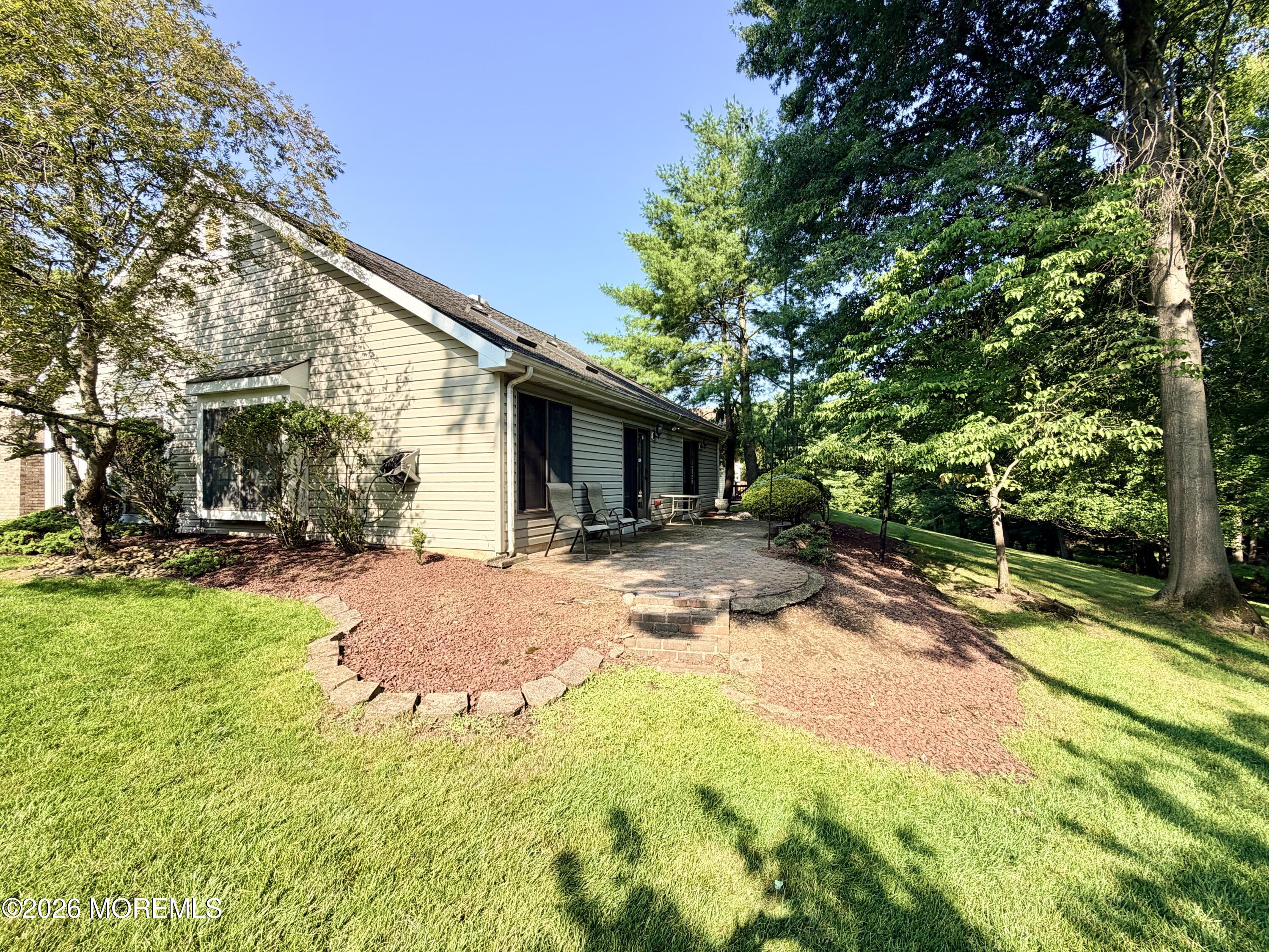 24 Abbey Lane Marlboro NJ 07746