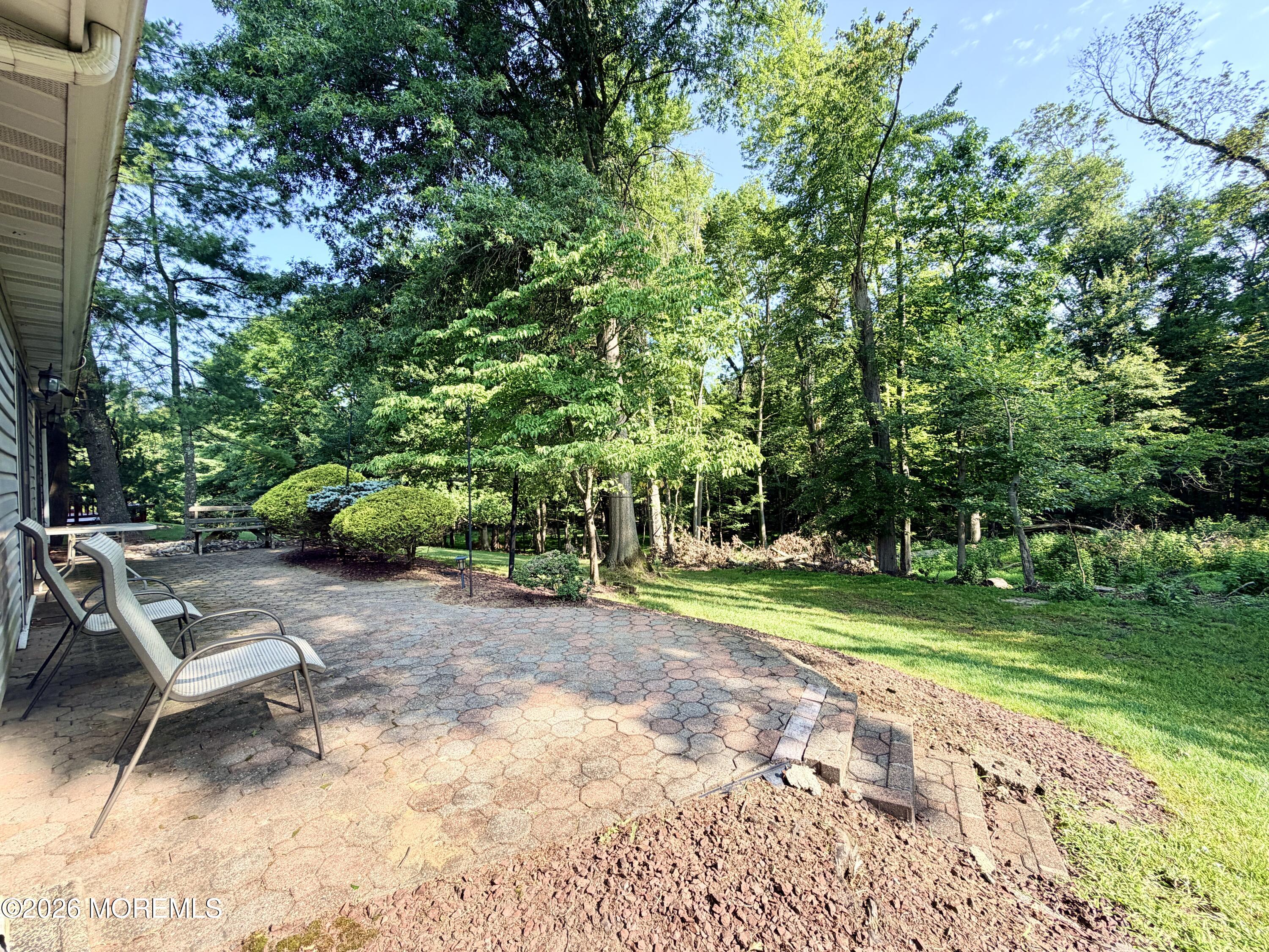 24 Abbey Lane Marlboro NJ 07746