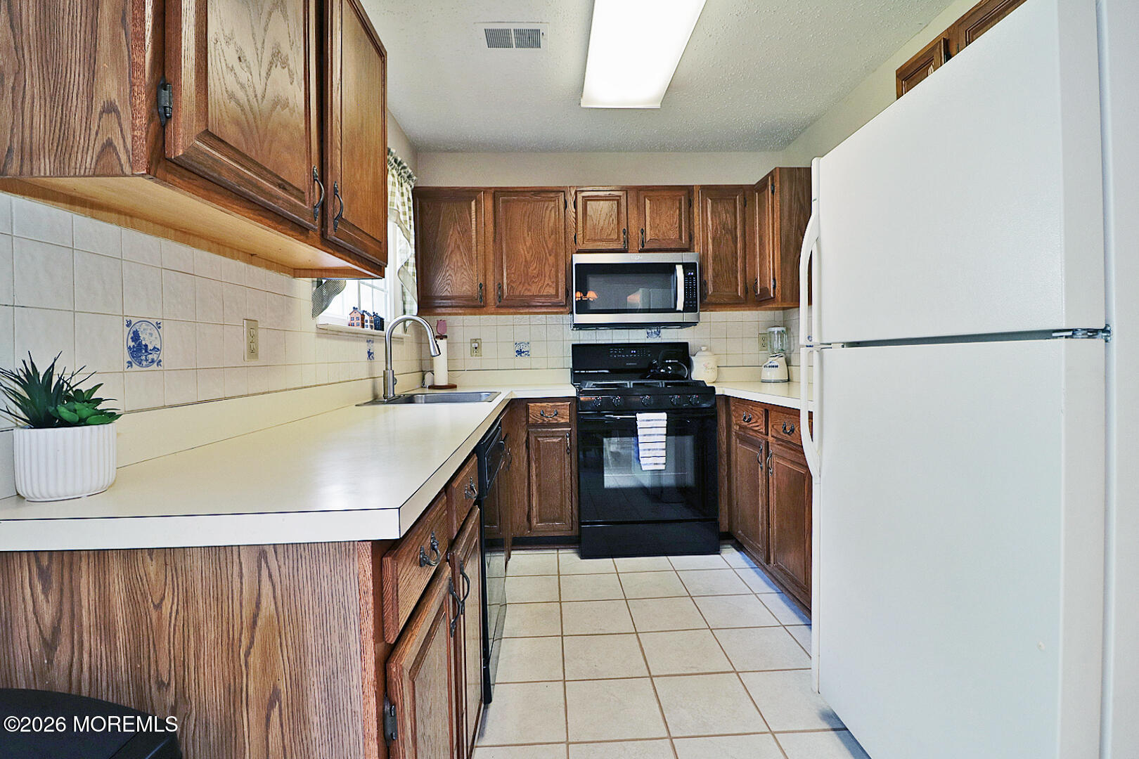 12 Cottonwood Drive Barnegat NJ 08005