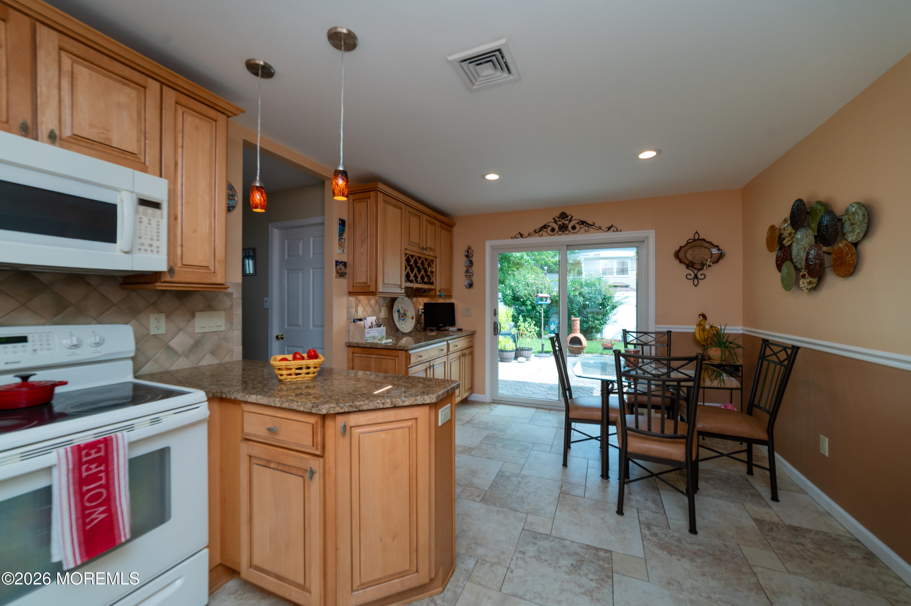 46 Deborah Lane Aberdeen NJ 07747