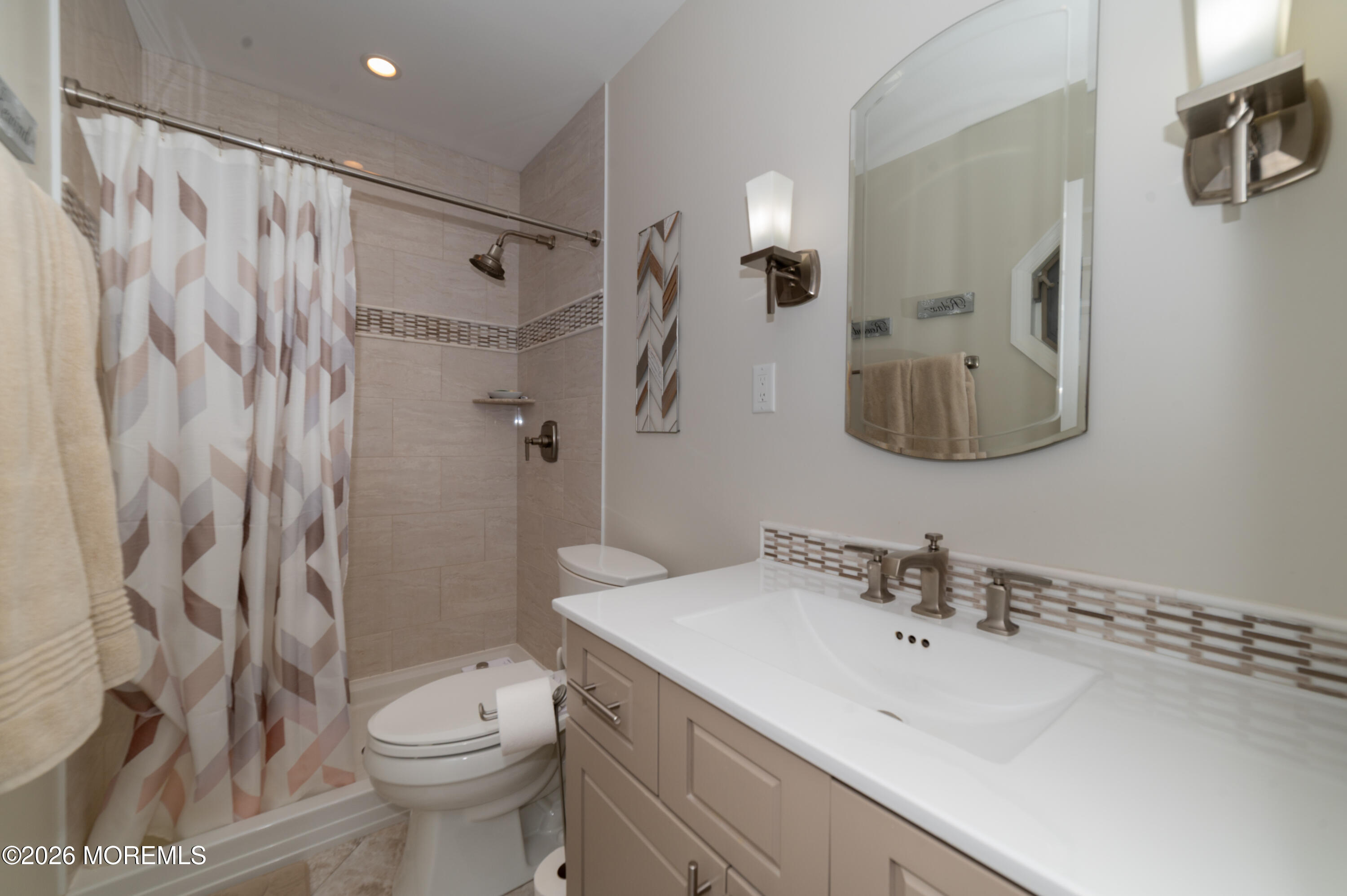 46 Deborah Lane Aberdeen NJ 07747