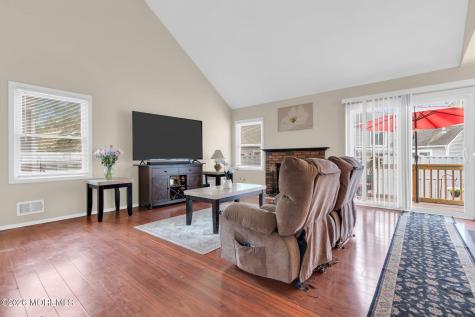 67 Claridge Court Toms River NJ 08753