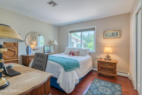 6 Carrazal Court Toms River NJ 08757
