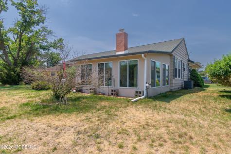 6 Carrazal Court Toms River NJ 08757