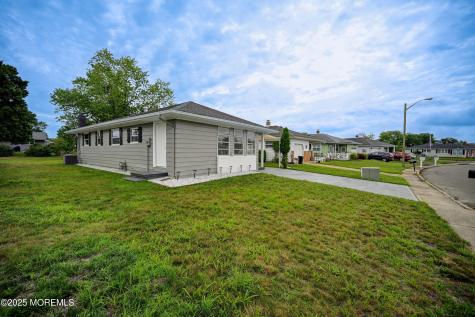 234 Charlotteville Drive N Toms River NJ 08757