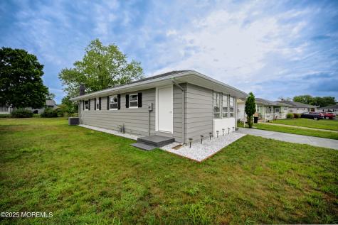 234 Charlotteville Drive N Toms River NJ 08757