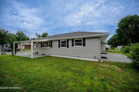 234 Charlotteville Drive N Toms River NJ 08757
