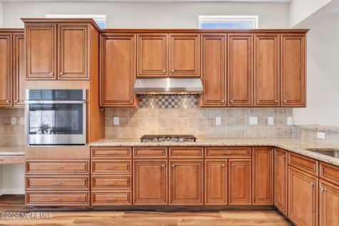 20 Hazeltine Lane Jackson NJ 08527