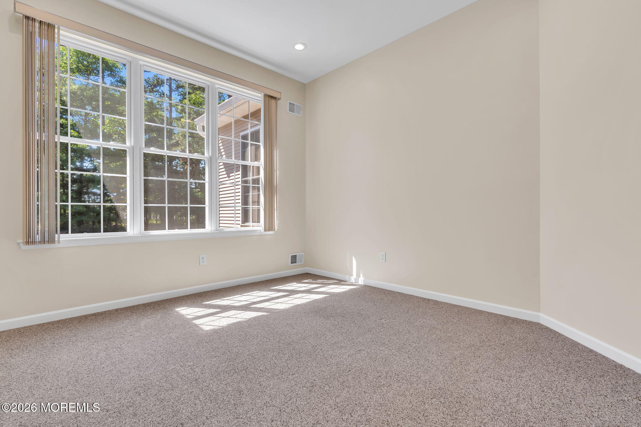 20 Hazeltine Lane Jackson NJ 08527