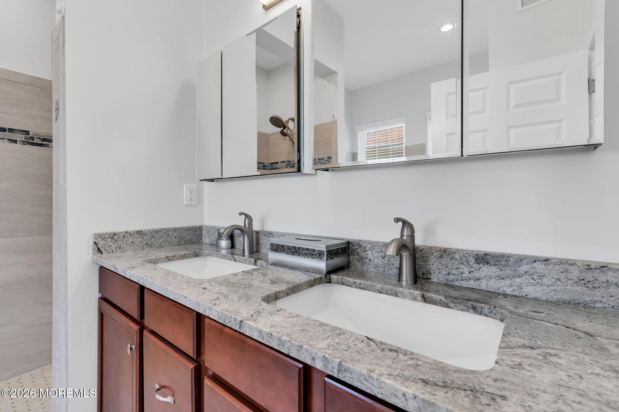 20 Hazeltine Lane Jackson NJ 08527