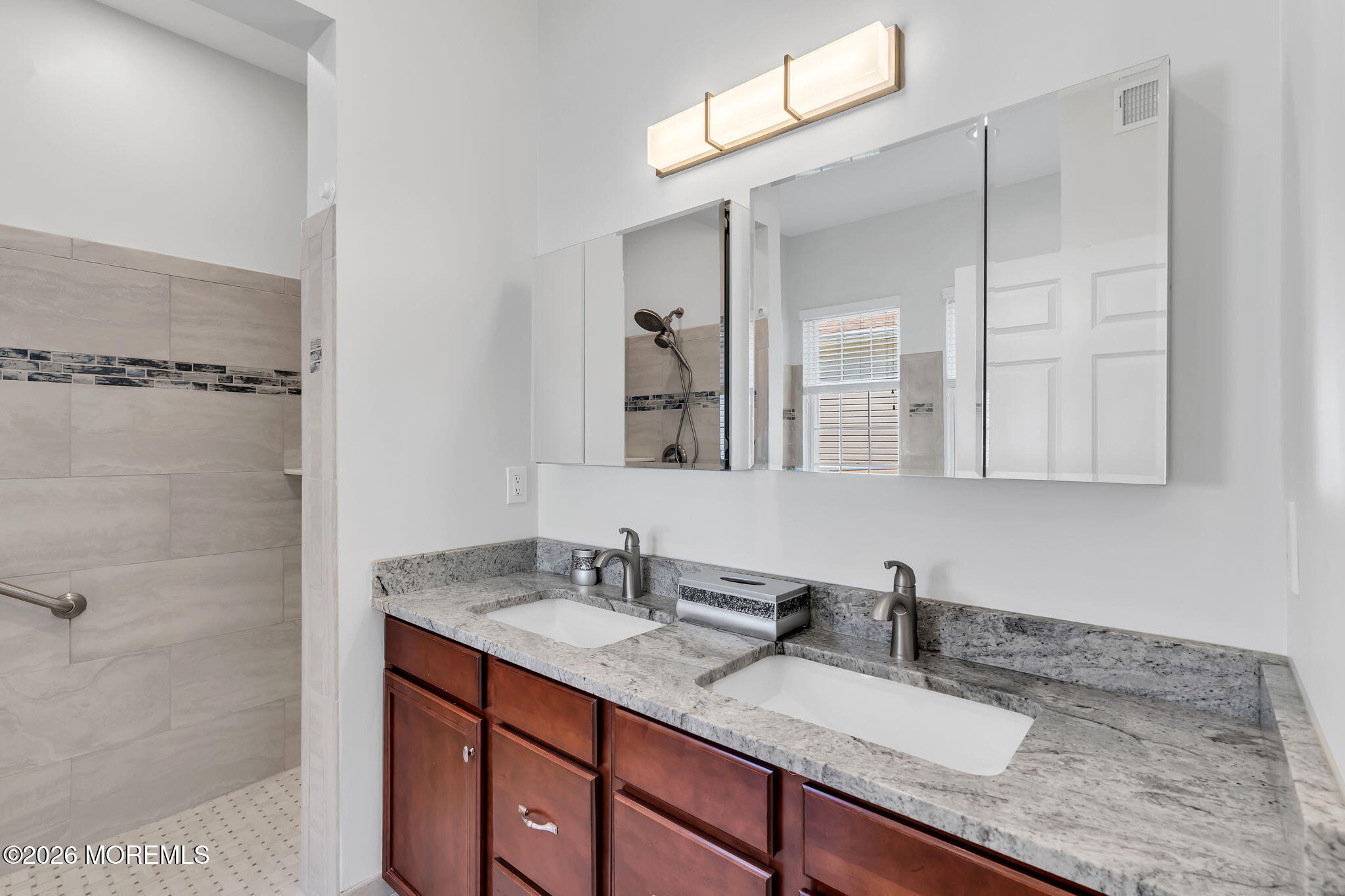 20 Hazeltine Lane Jackson NJ 08527