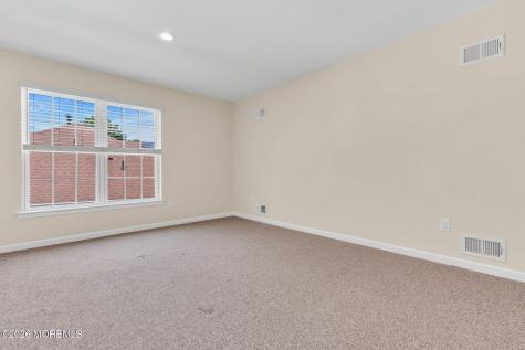 20 Hazeltine Lane Jackson NJ 08527