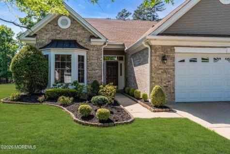 20 Hazeltine Lane Jackson NJ 08527