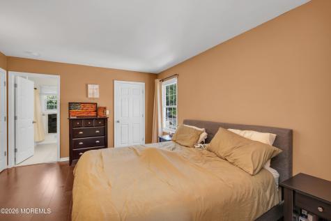4 Wood Avenue Middletown NJ 07758