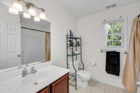 4 Wood Avenue Middletown NJ 07758