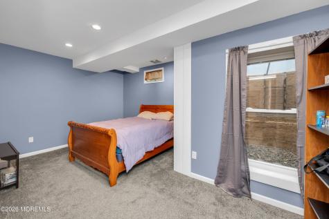 4 Wood Avenue Middletown NJ 07758