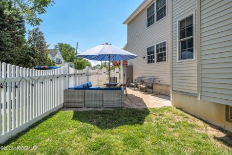 4 Wood Avenue Middletown NJ 07758