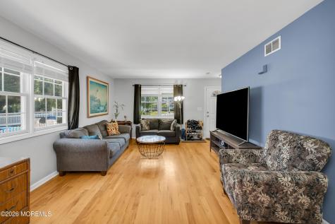 4 Wood Avenue Middletown NJ 07758