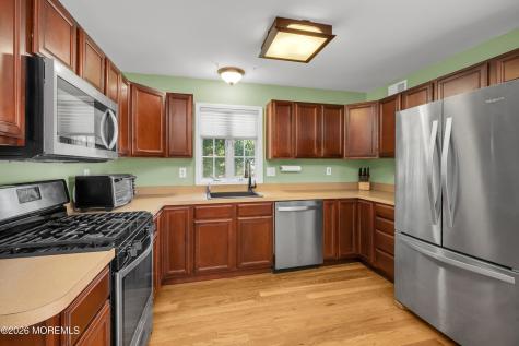 4 Wood Avenue Middletown NJ 07758