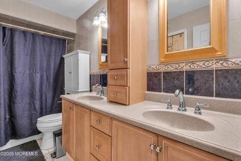 32 Brunswick Drive Howell NJ 07731