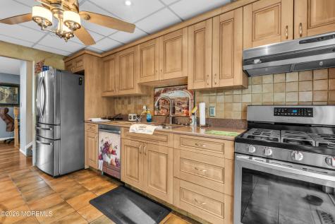32 Brunswick Drive Howell NJ 07731