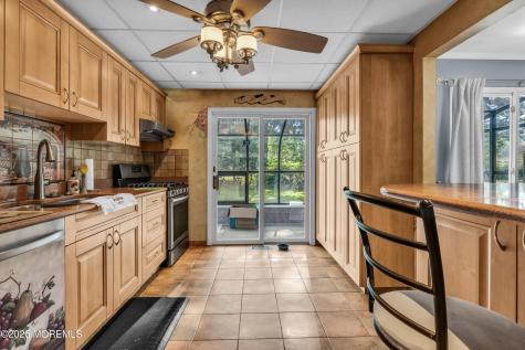 32 Brunswick Drive Howell NJ 07731