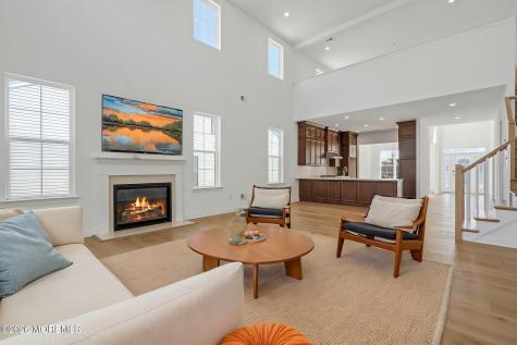 15 Ashlynn Court Manalapan NJ 07726