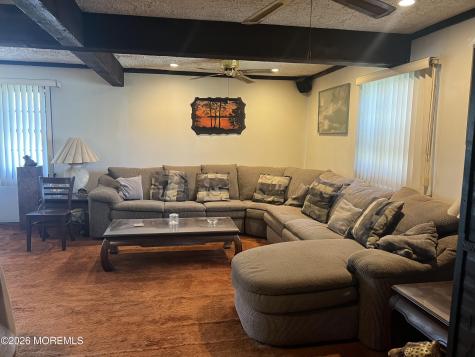 571 Hopping Road Belford NJ 07718