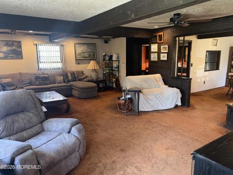 571 Hopping Road Belford NJ 07718