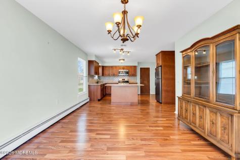 15 Chateux Lane Toms River NJ 08755