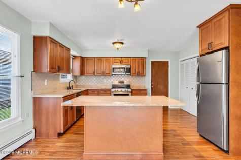 15 Chateux Lane Toms River NJ 08755