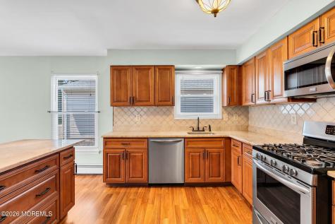 15 Chateux Lane Toms River NJ 08755