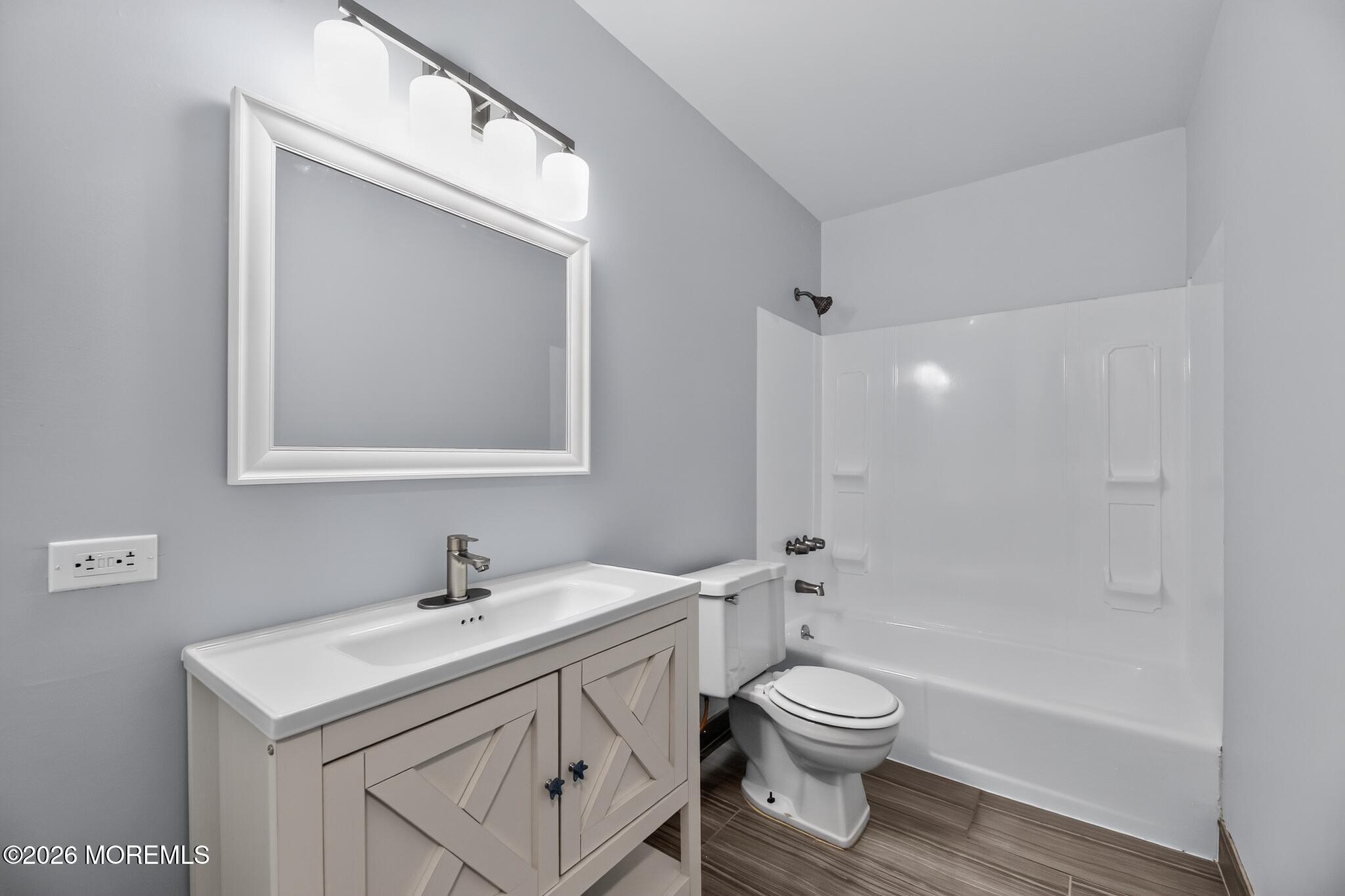 29 Ravenwood Boulevard Barnegat NJ 08005