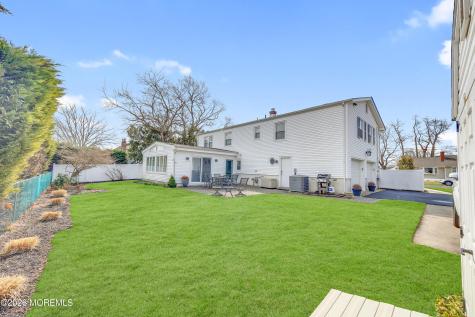 1304 W Magnolia Avenue Sea Girt NJ 08750